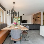 Penthouse Schmittenblick 4 *