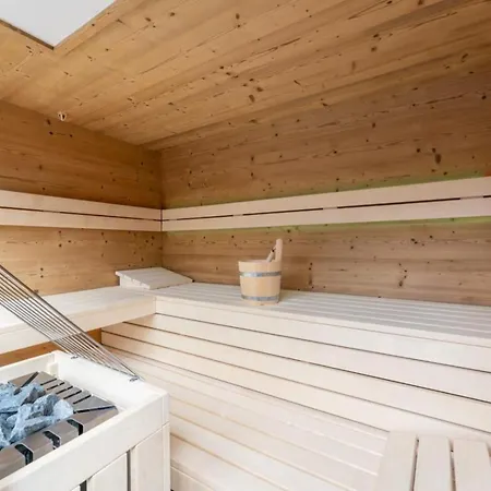 Holiday home Penthouse Schmittenblick 4
