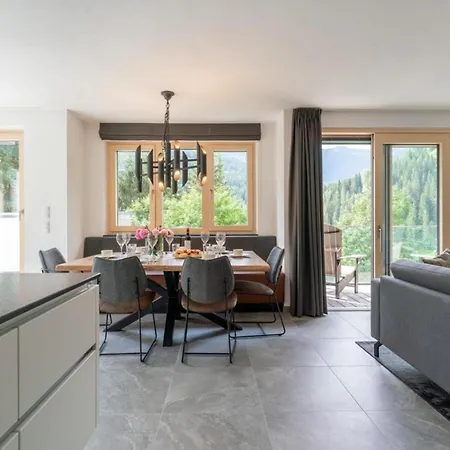 Penthouse Schmittenblick 4 펜션